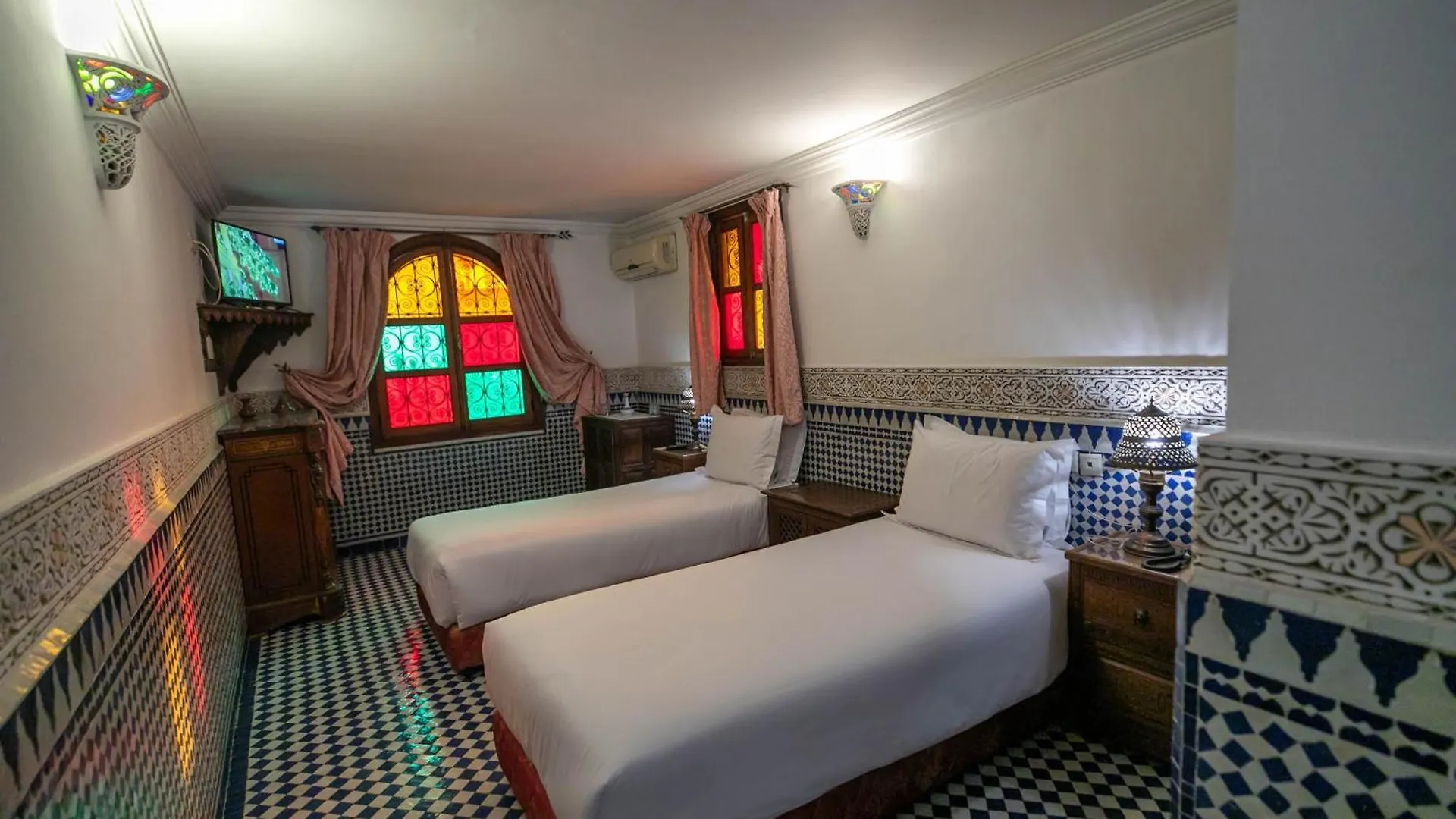 Riad La Perle De La Medina Fes 4*,